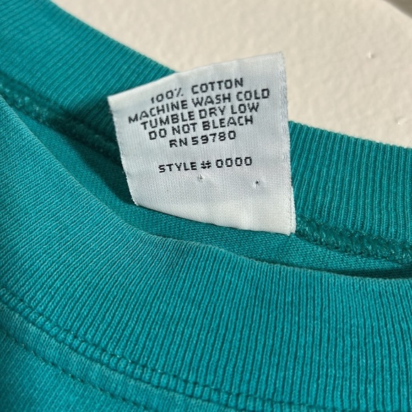 Vintage Guess Teal T-Shirt with Red Logo - Picture 3 of 9